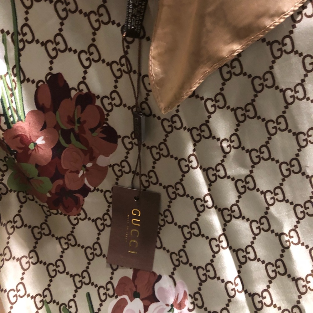 Gucci floral print scarf